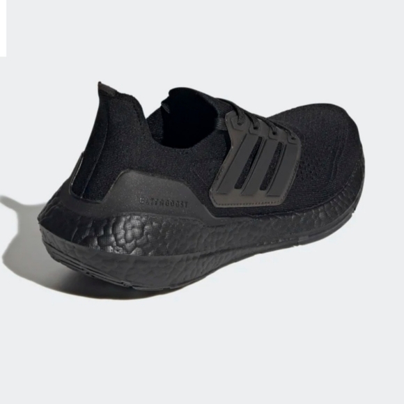 COPY - NWT Adidas ultraboost 21 women's size 8 black on black - Picture 3 of 7
